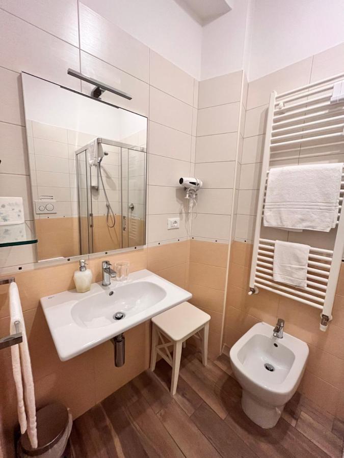 Guest House In Piazza Bologna Buitenkant foto
