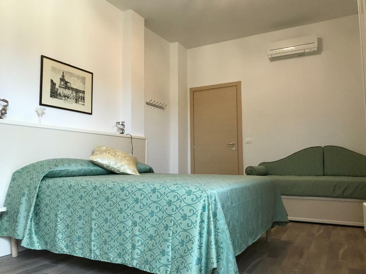Guest House In Piazza Bologna Buitenkant foto